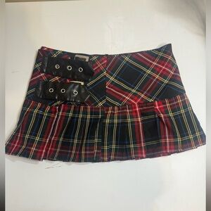 Hellbunny mini kilt size Small
Wrap around button fastening and buckle